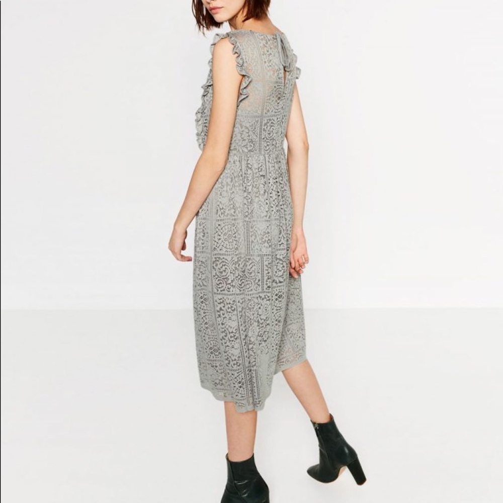 SOLD!! NWOT Zara Gray Lace Frilled Midi Dress - Picture 2 of 5